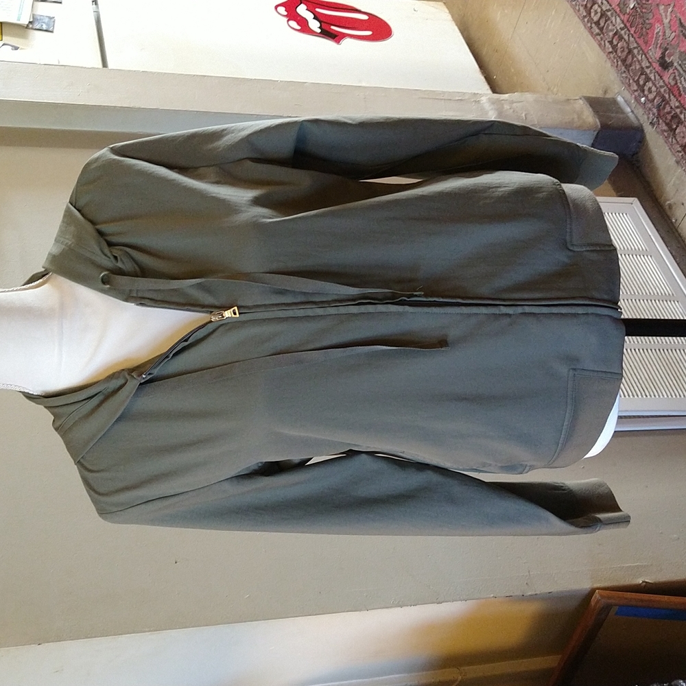 Nwot. New York & Company hooded zip up jacket.